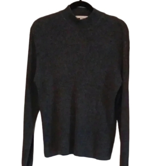 🐾Men's Perry Ellis black and white sweater - Picture 2 of 10